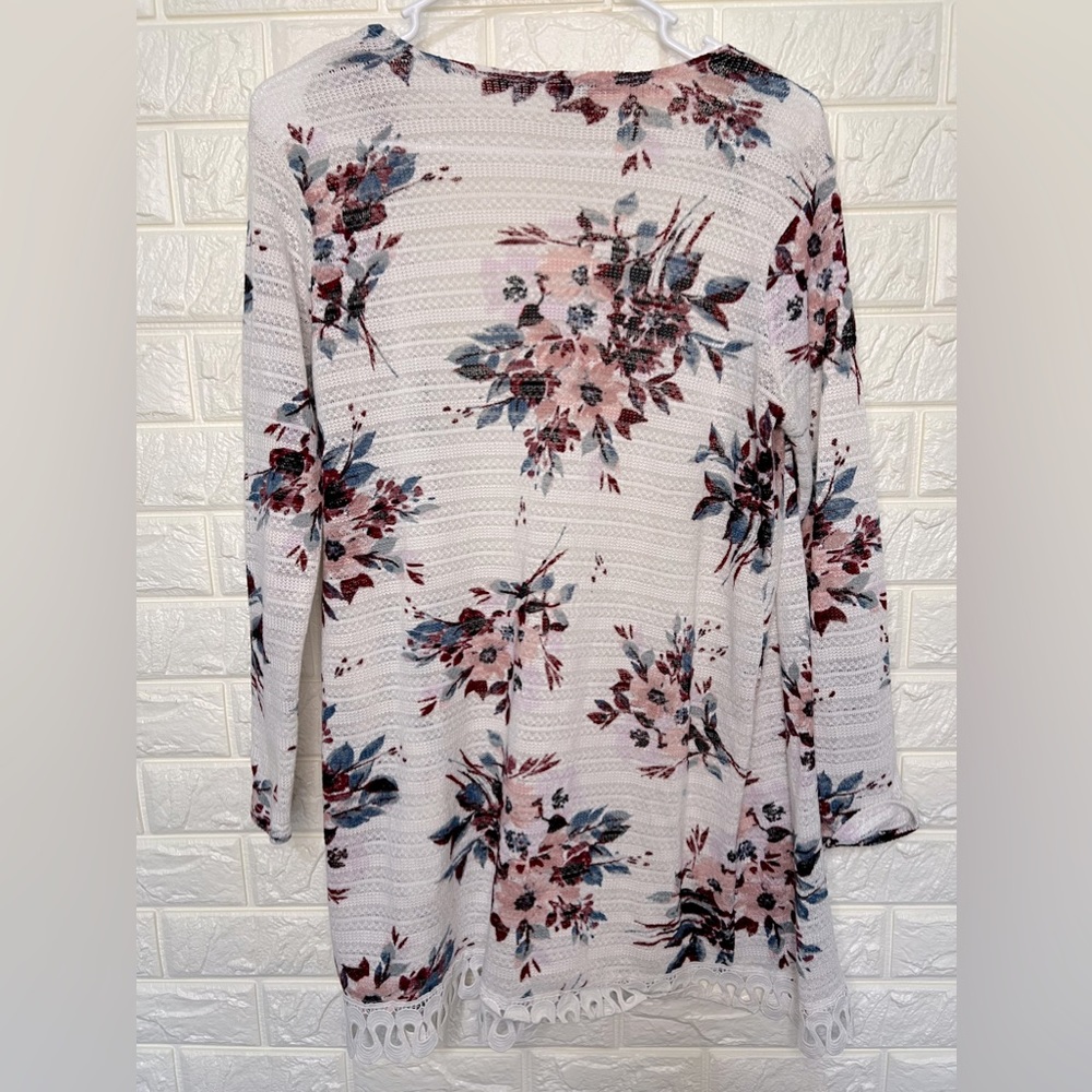 Charlotte Russe Floral Knit Cardigan Sz Small - Picture 2 of 9